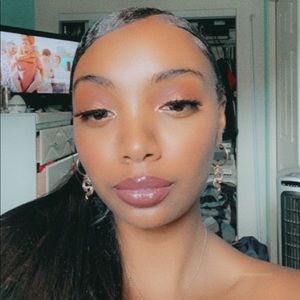 Meet your Posher, Sasha